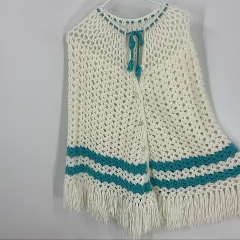 Vintage hand crocheted button front fringe Poncho shawl OS
